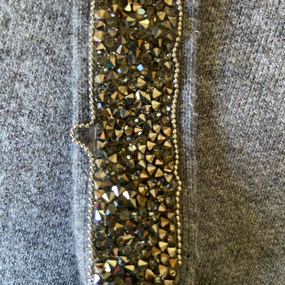 Sweater - Picture 7 of 9